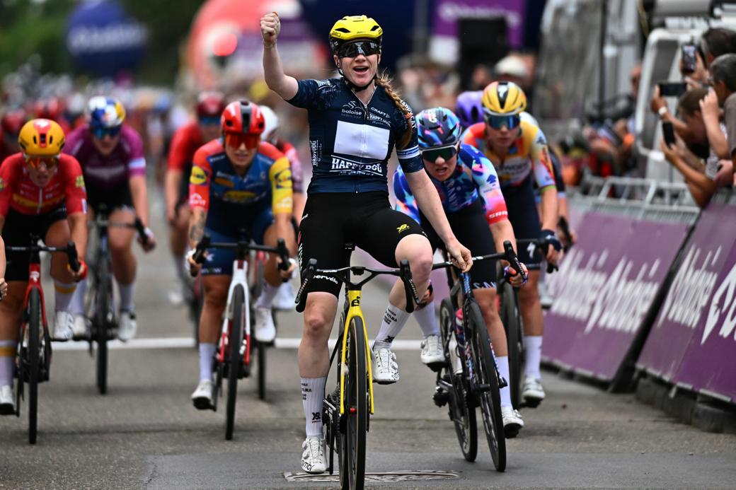 Veenhoven boekt tweede ritzege, Bäckstedt comfortabel naar finale