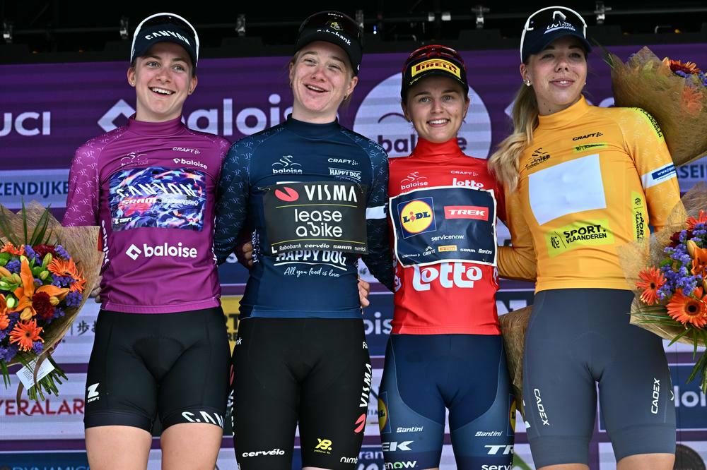 Veenhoven spurt naar derde ritzege, Bäckstedt opnieuw eindlaureate